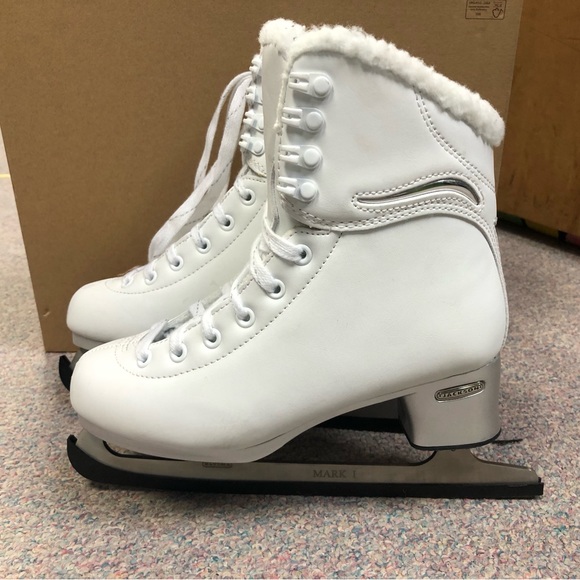 JACKSON Shoes Jackson Classic Figure Skates Poshmark